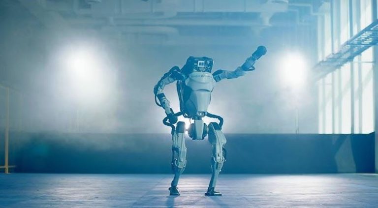 Felhagy humanoid robotja feljesztésével a Boston Dynamics