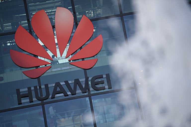 Huawei kiberbiztonsági központot