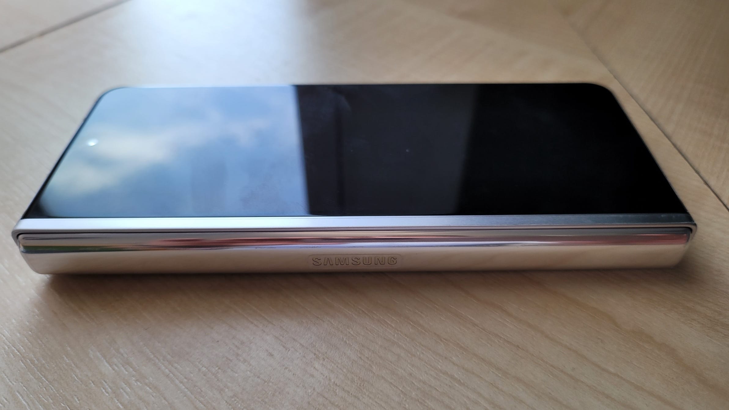 Samsung hajtogatható csúcstelefonok