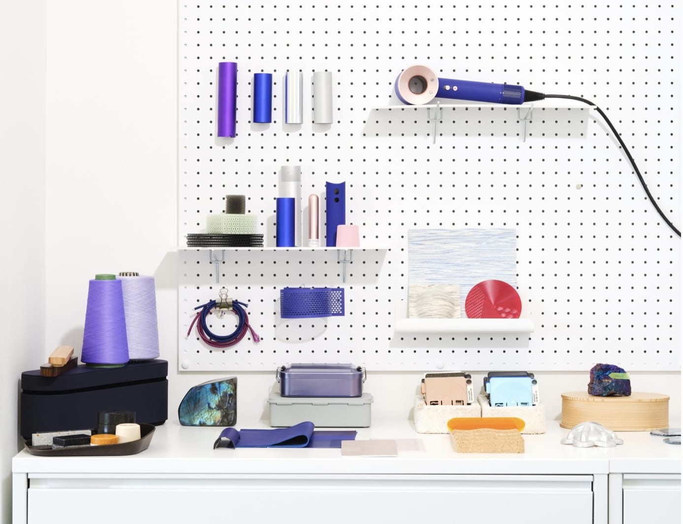 Dyson Vinca Blue & Rosé