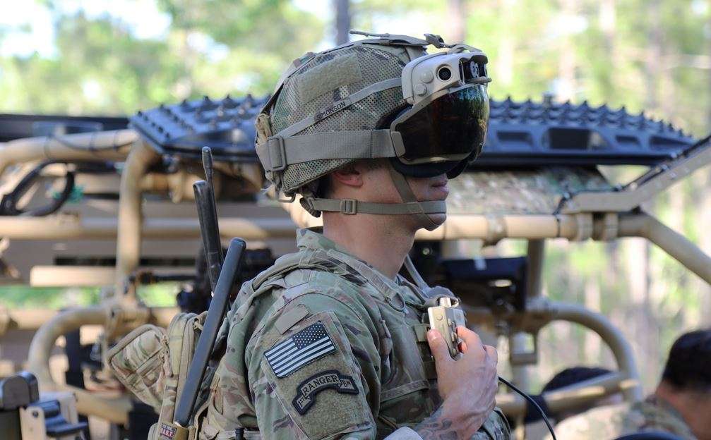 hadserege Microsoft HoloLens