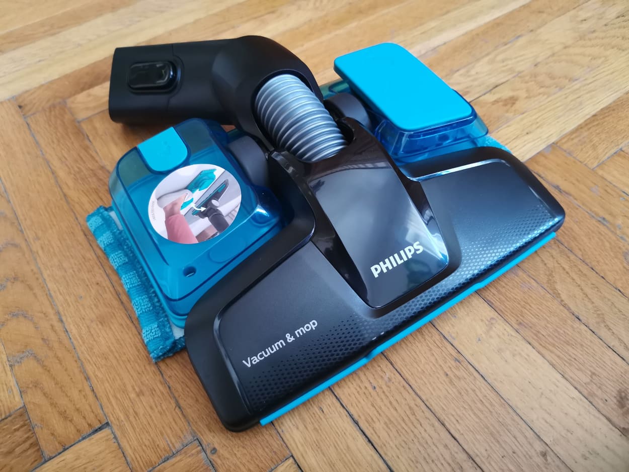 A Philips SpeedPro Max Aqua 8000 Series Aqua feje