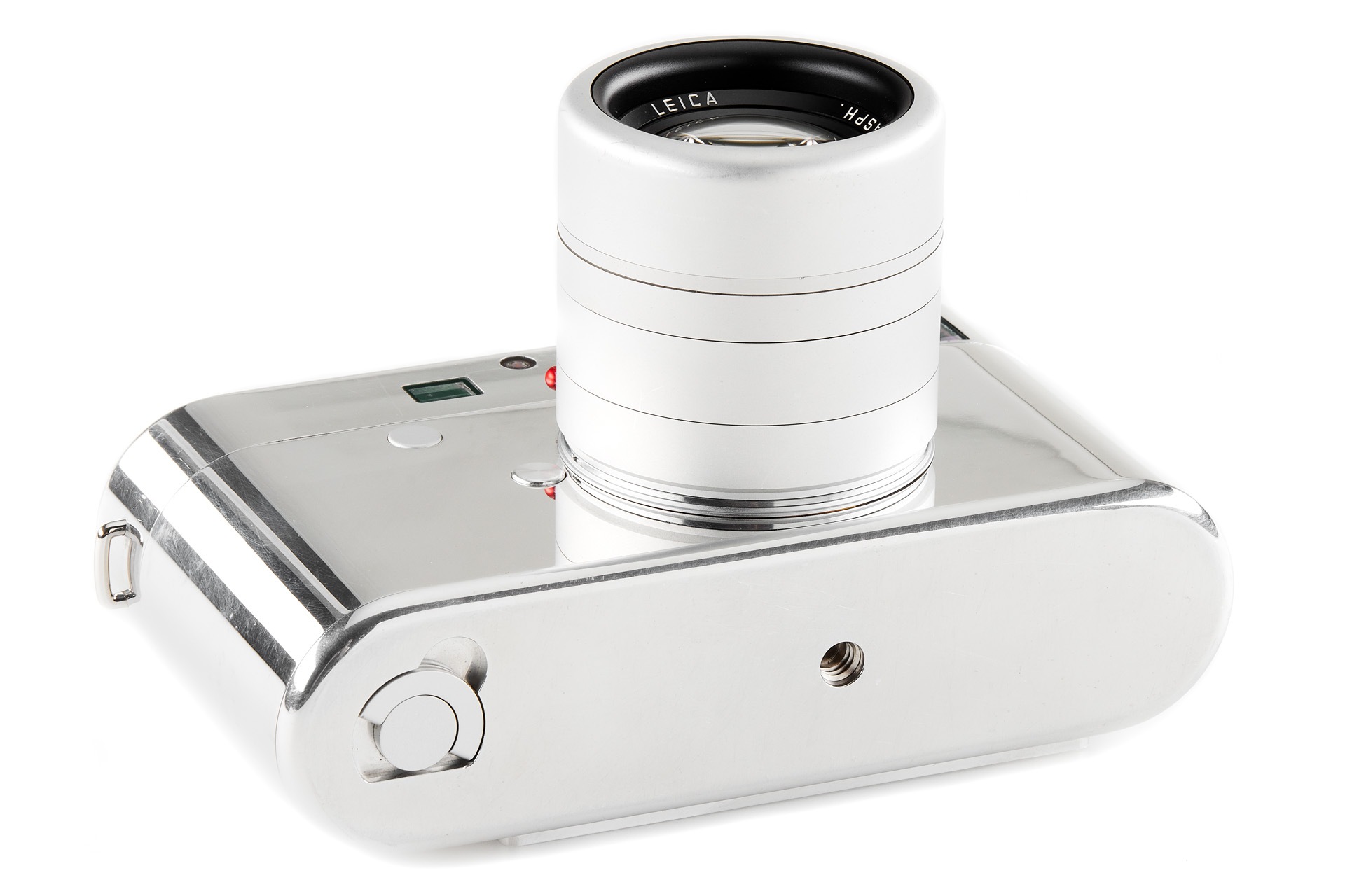 Jony Ive leica