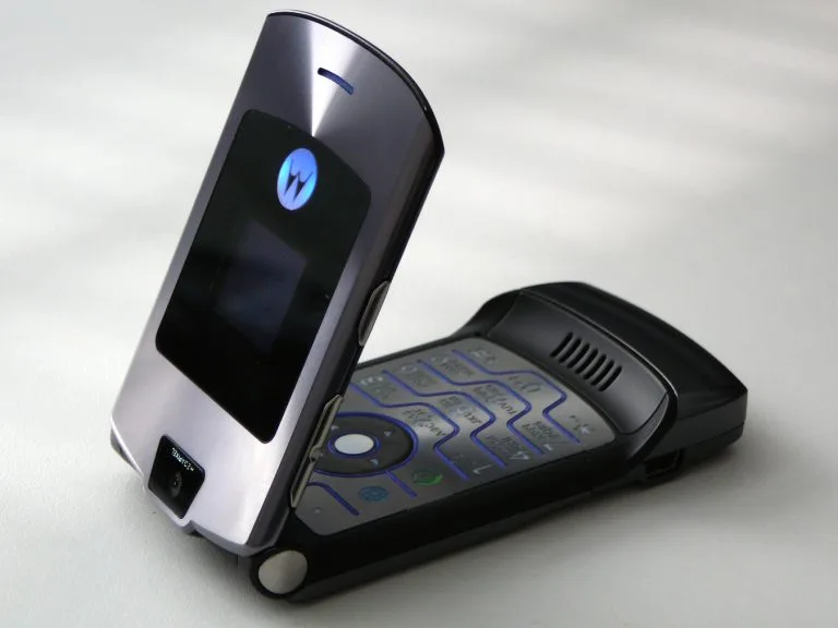 butatelefon, motorola razr