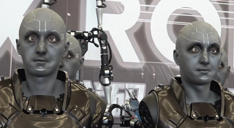 robot kína 2025