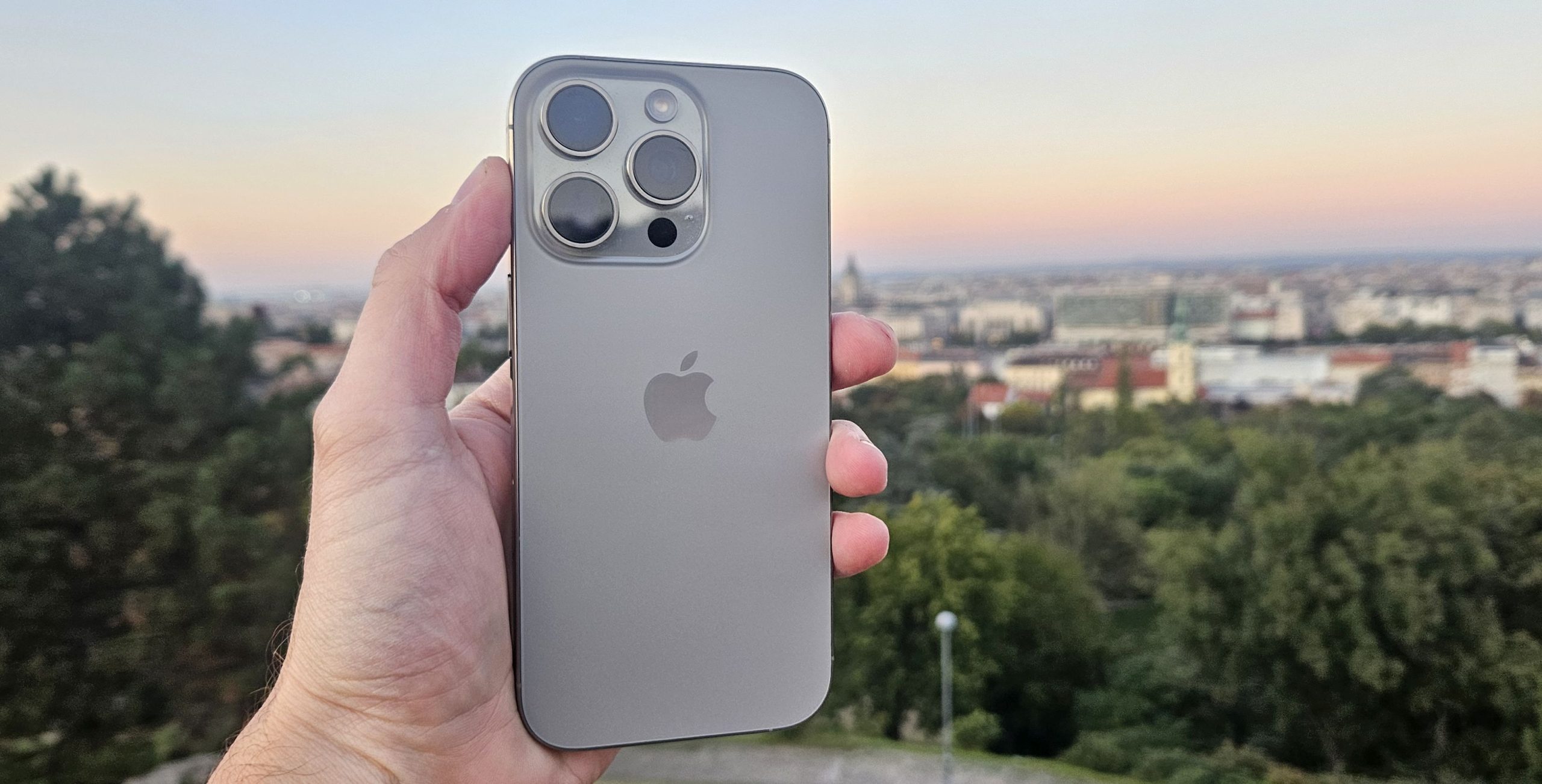 Apple iPhone