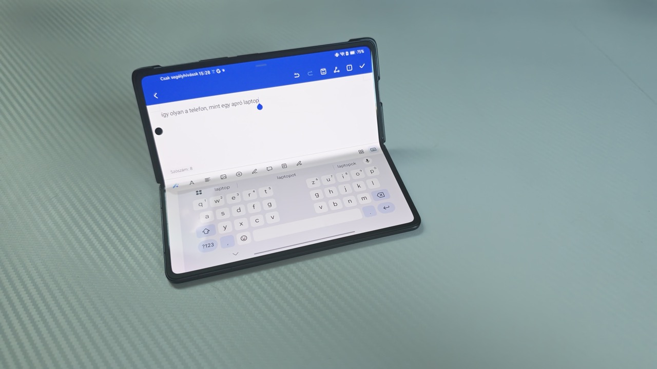 Honor Magic V6