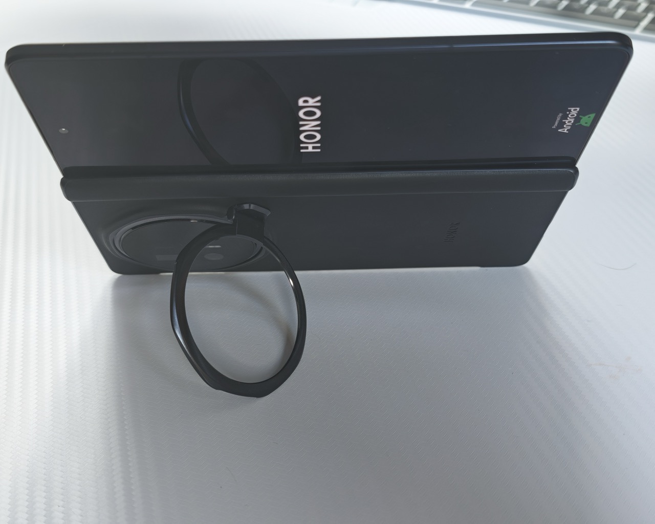 Honor Magic V6