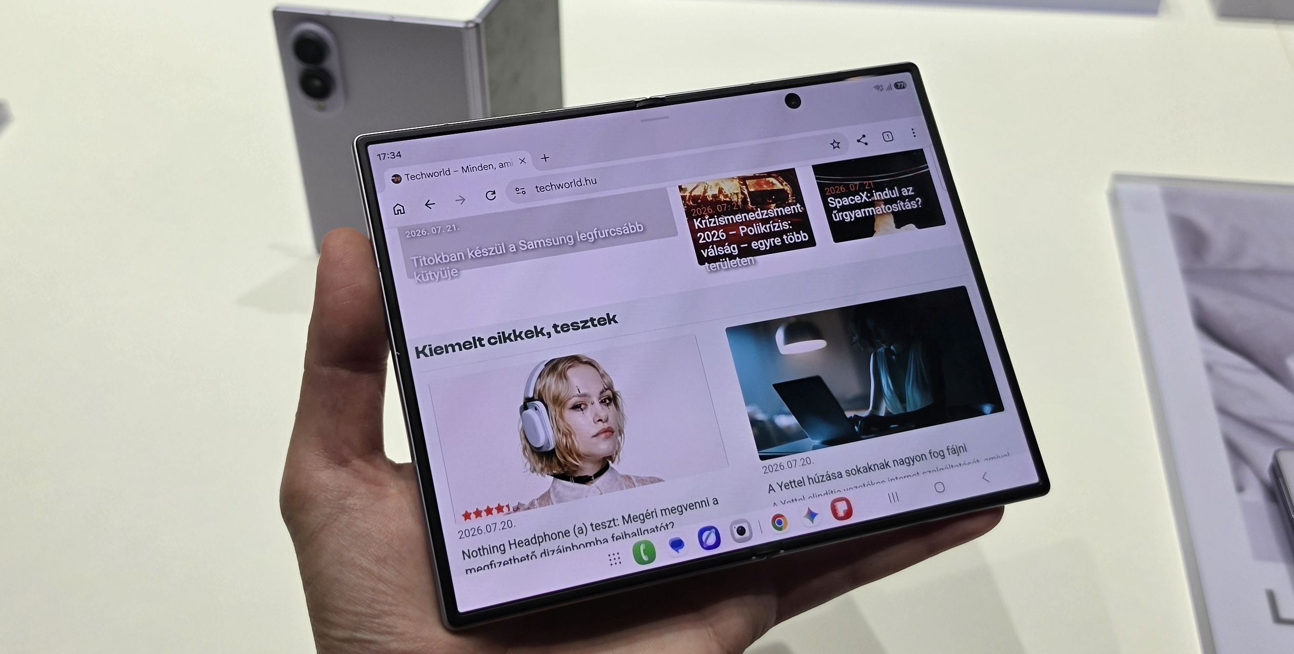 Samsung Galaxy Z Fold8