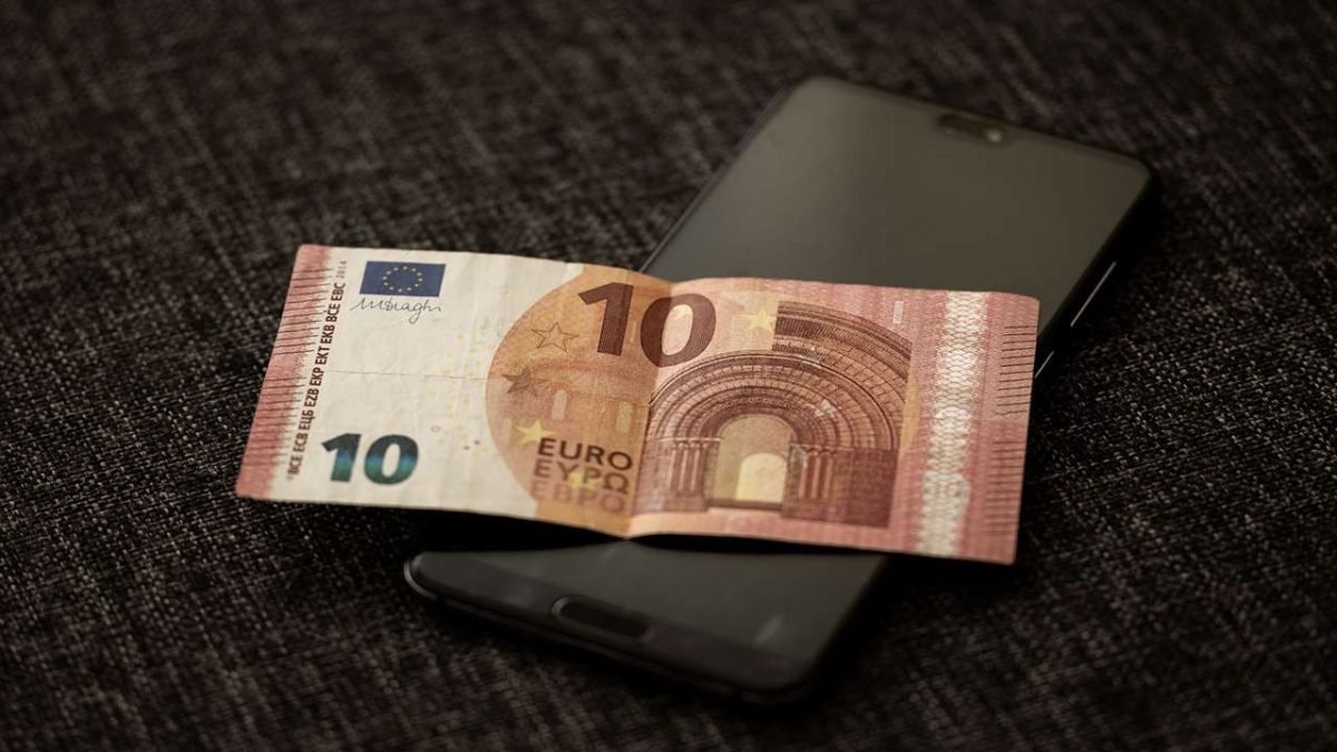 1 milliárd dolláros profitnál jár a fintech sztár Nubank